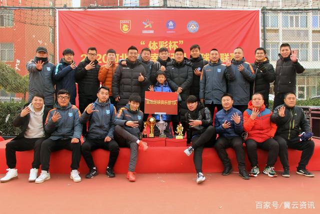约基奇解释推迟续约决定：出于商业因素